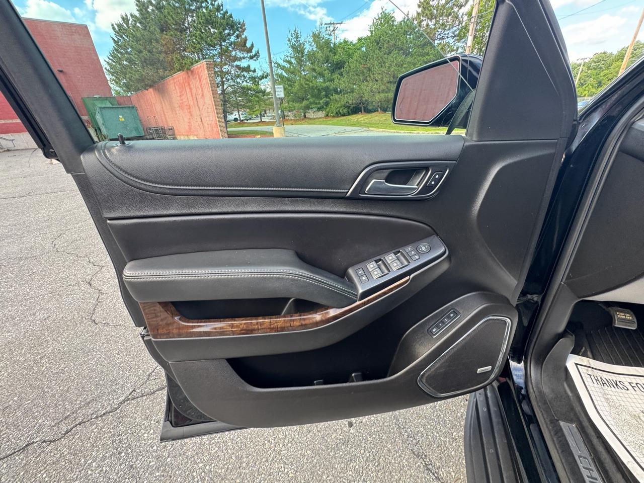 Chevrolet Suburban  2018