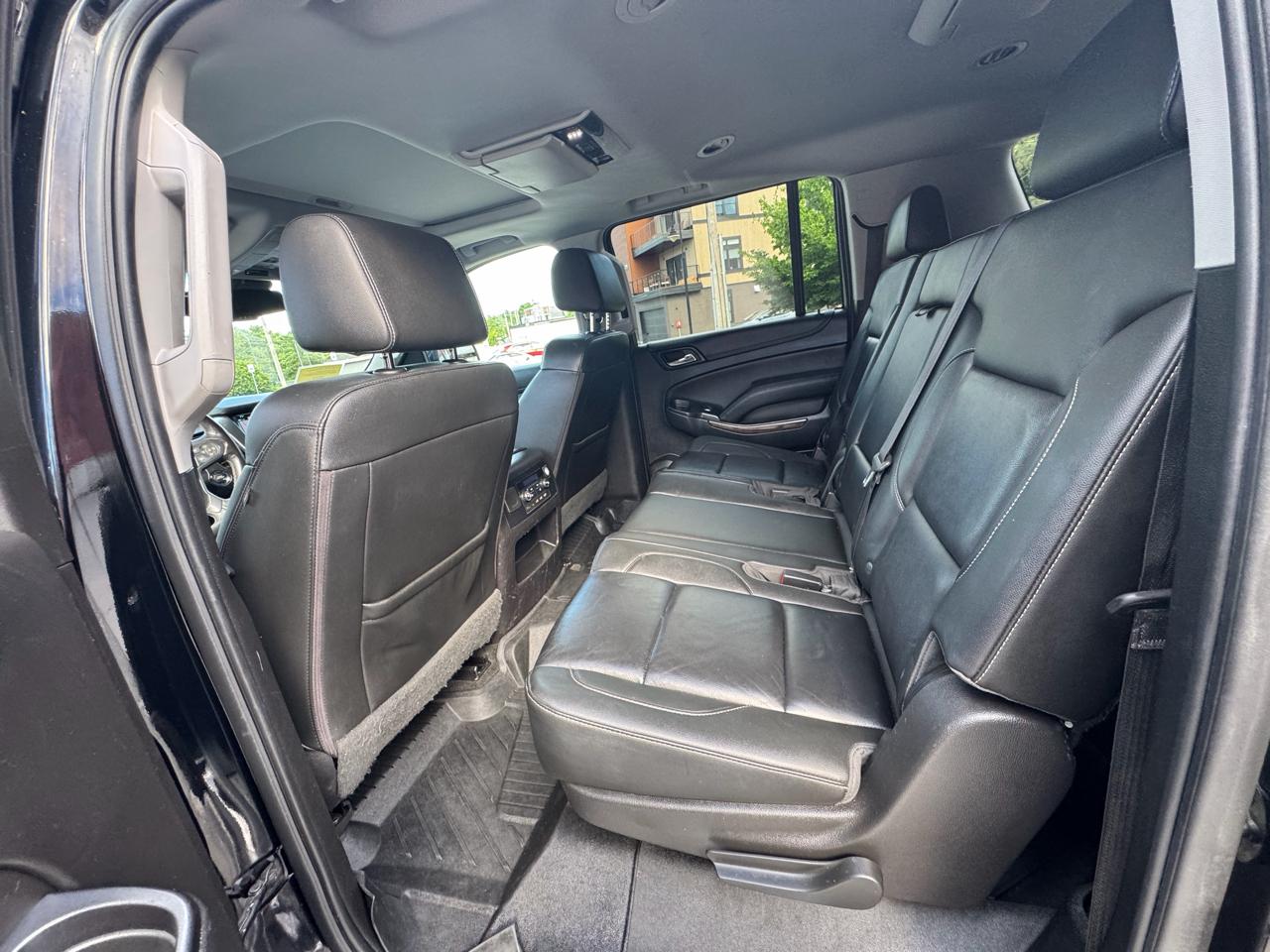 Chevrolet Suburban  2018