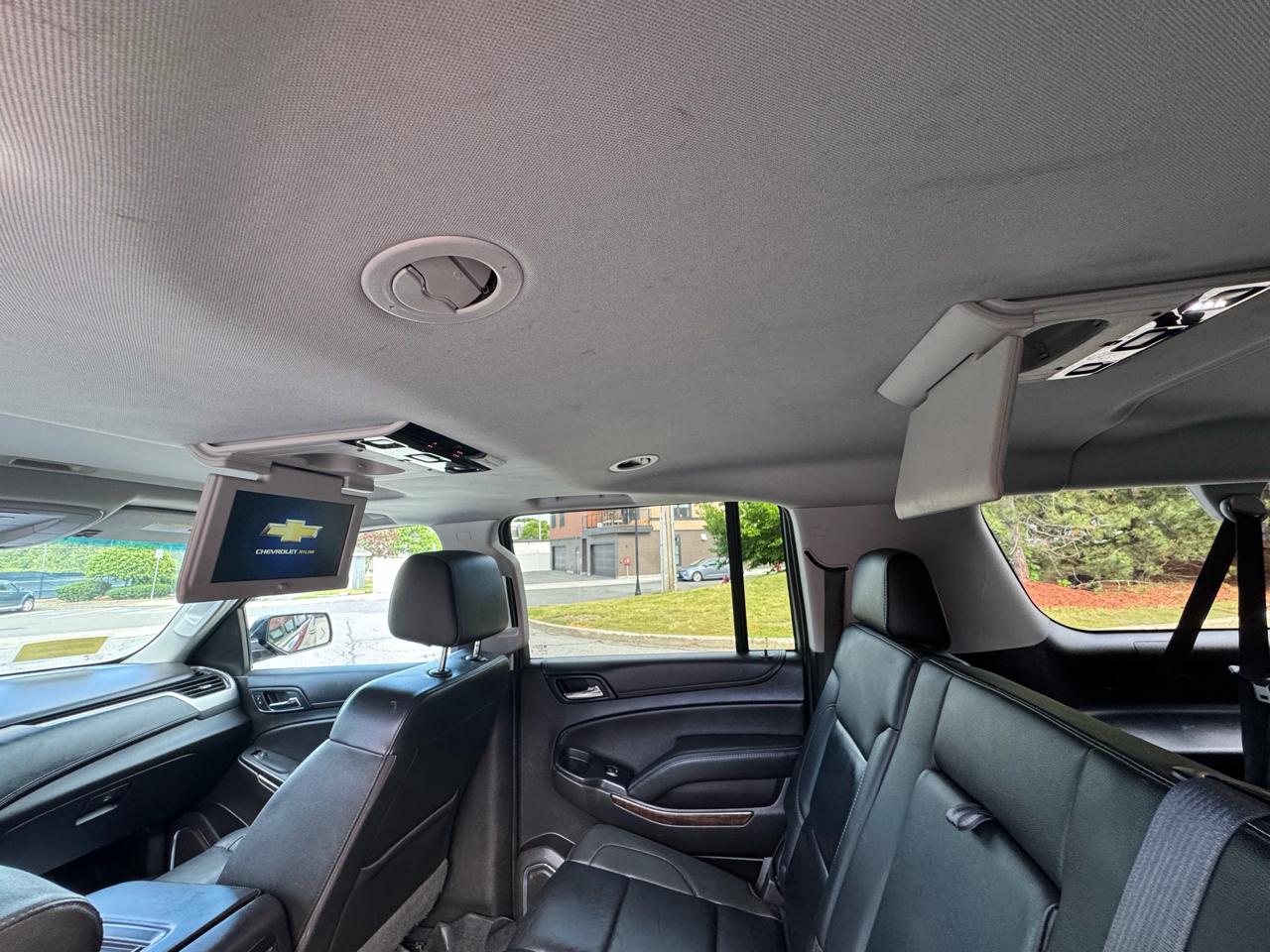 Chevrolet Suburban  2018