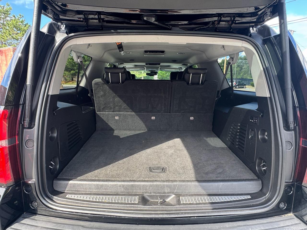 Chevrolet Suburban  2018