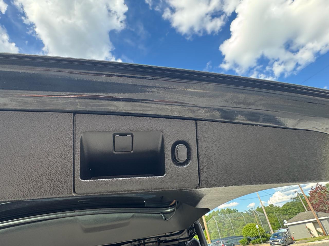 Chevrolet Suburban  2018