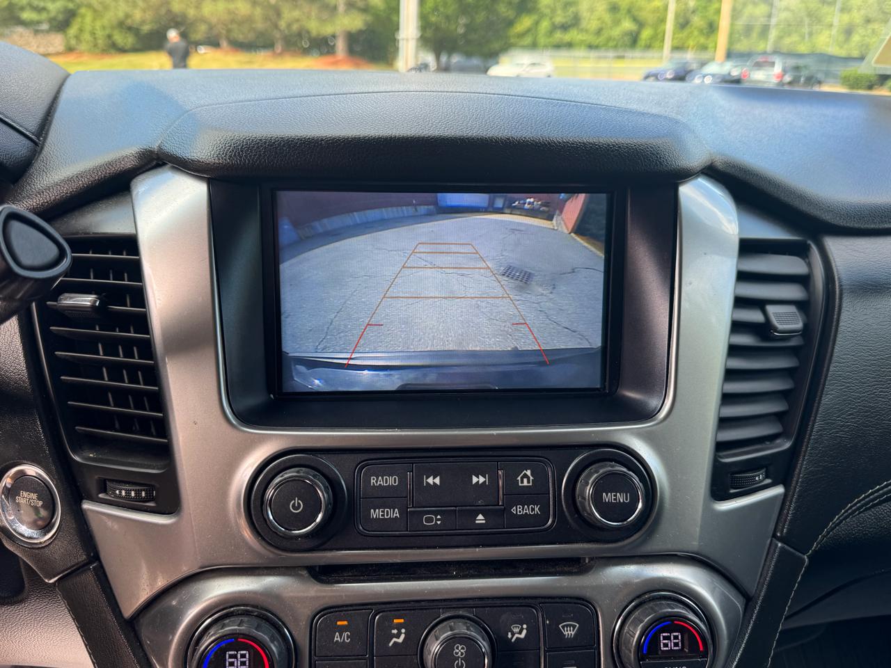Chevrolet Suburban  2018