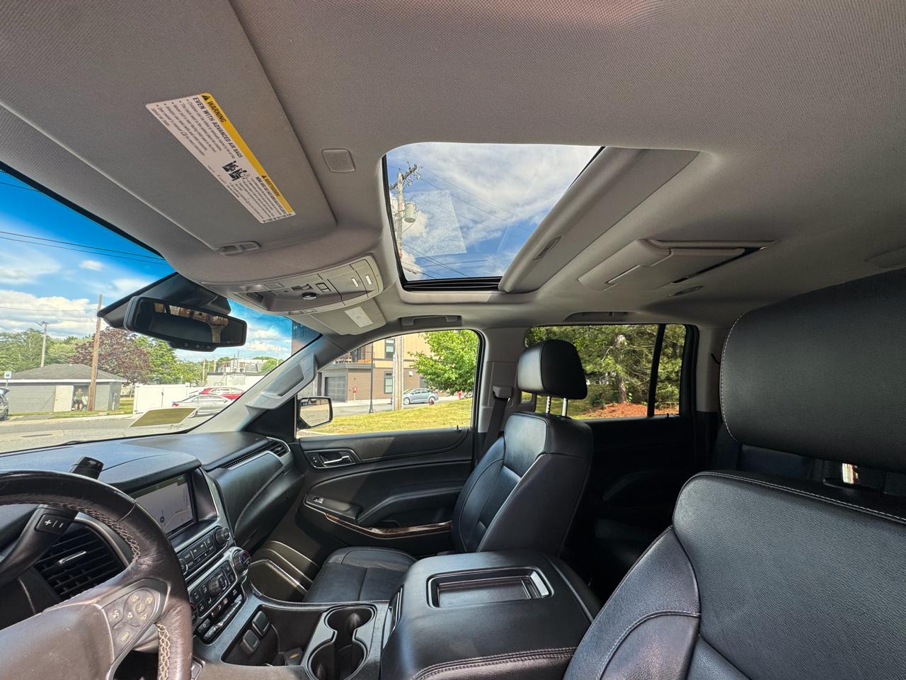 Chevrolet Suburban  2018