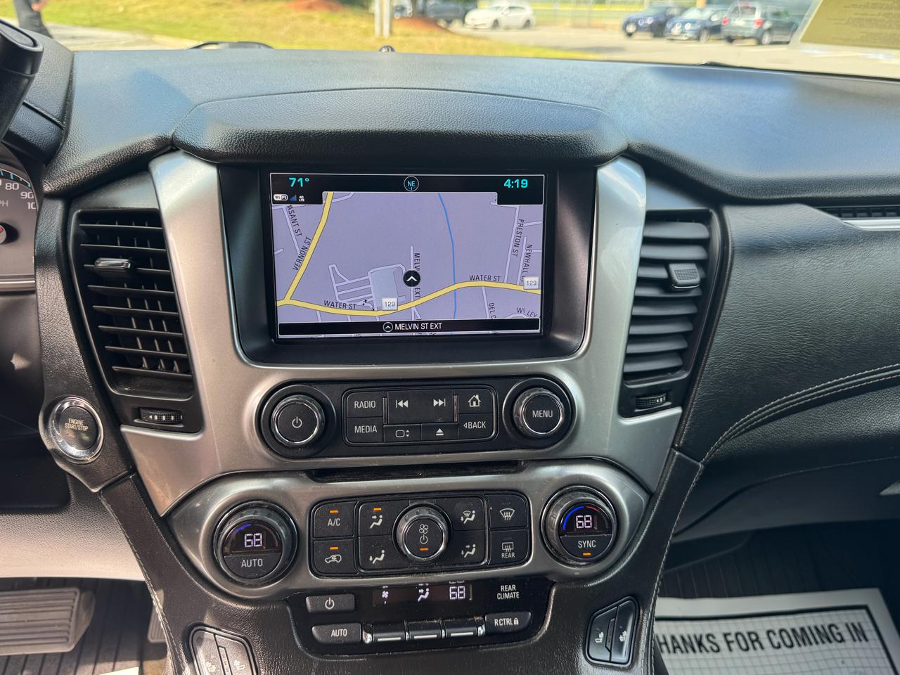 Chevrolet Suburban  2018