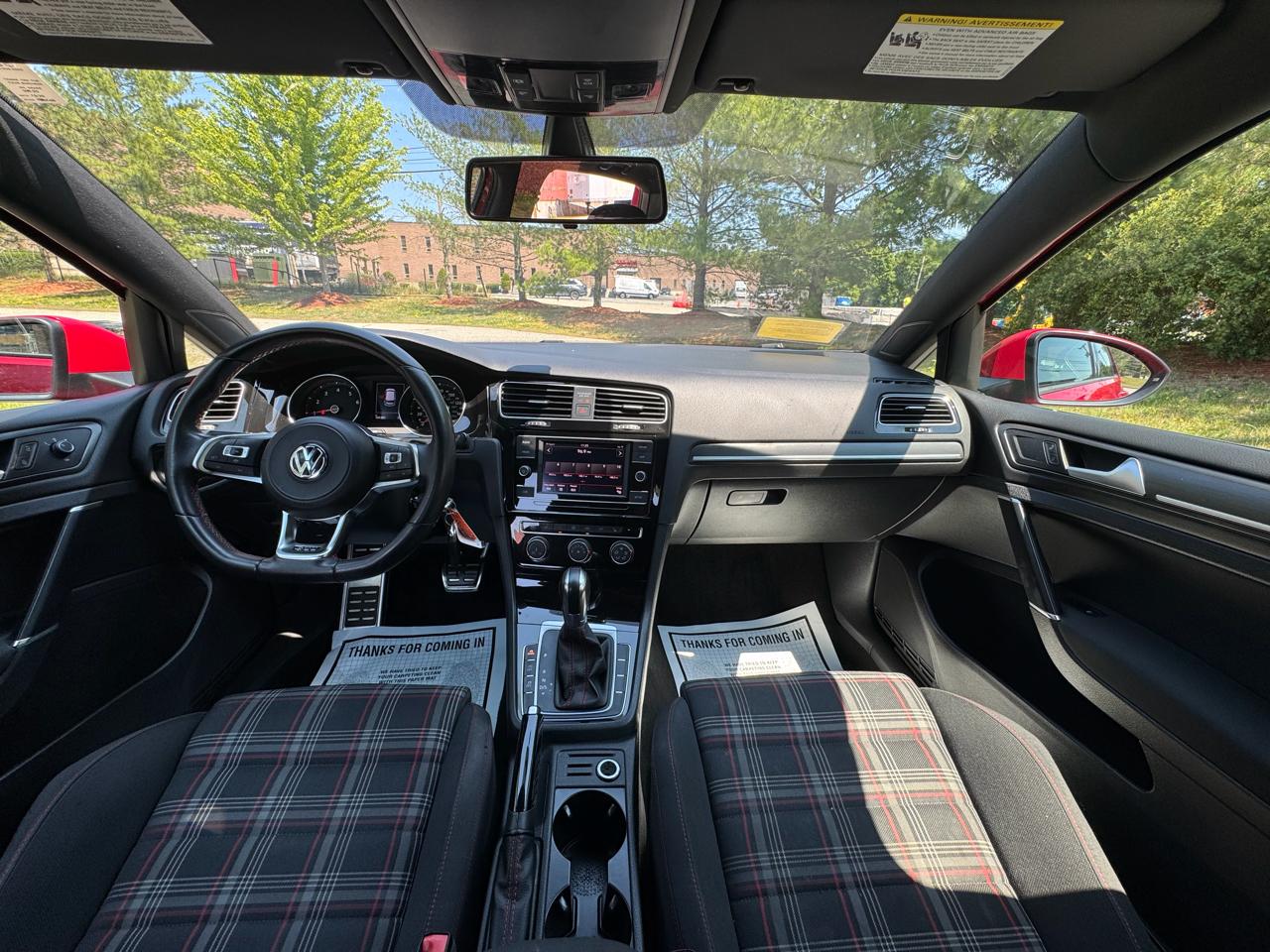 Volkswagen Golf GTI 2.0T S DSG 2019
