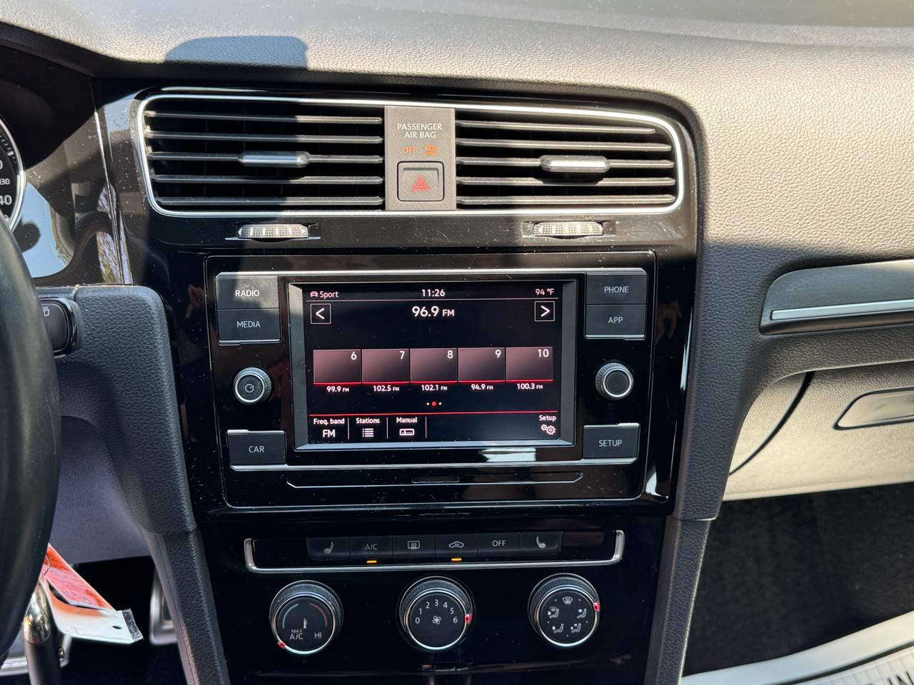 Volkswagen Golf GTI 2.0T S DSG 2019