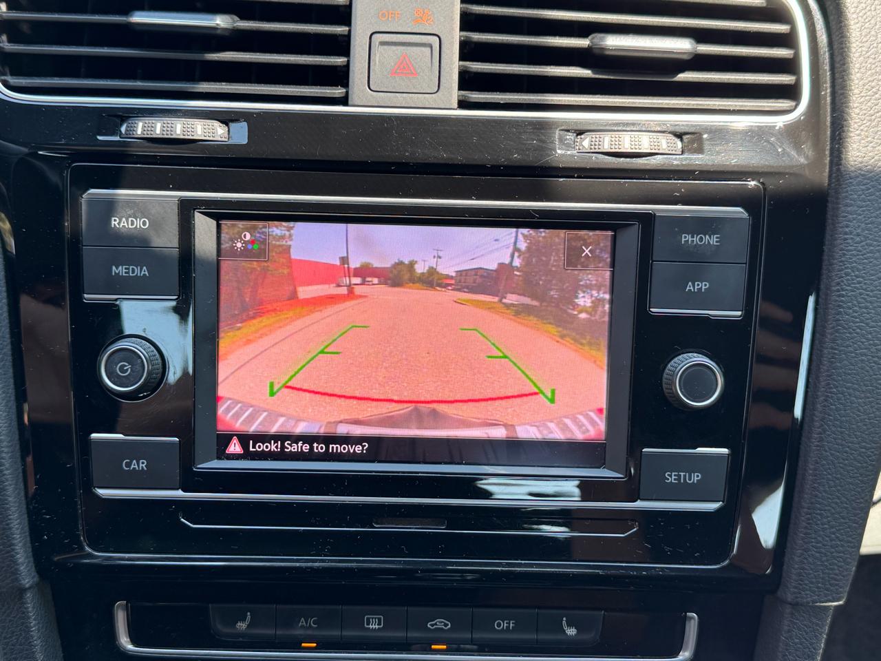 Volkswagen Golf GTI 2.0T S DSG 2019