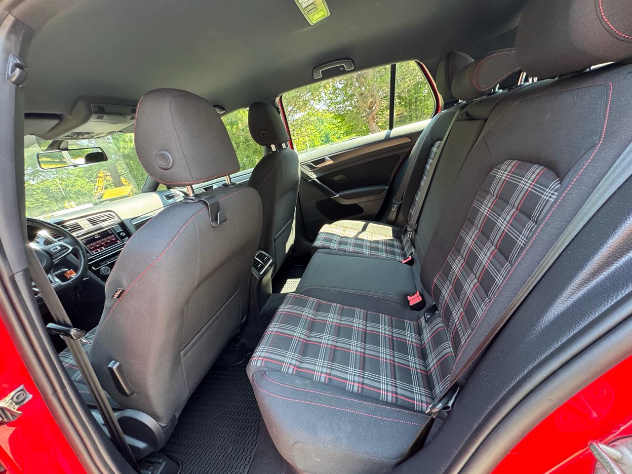Volkswagen Golf GTI 2.0T S DSG 2019