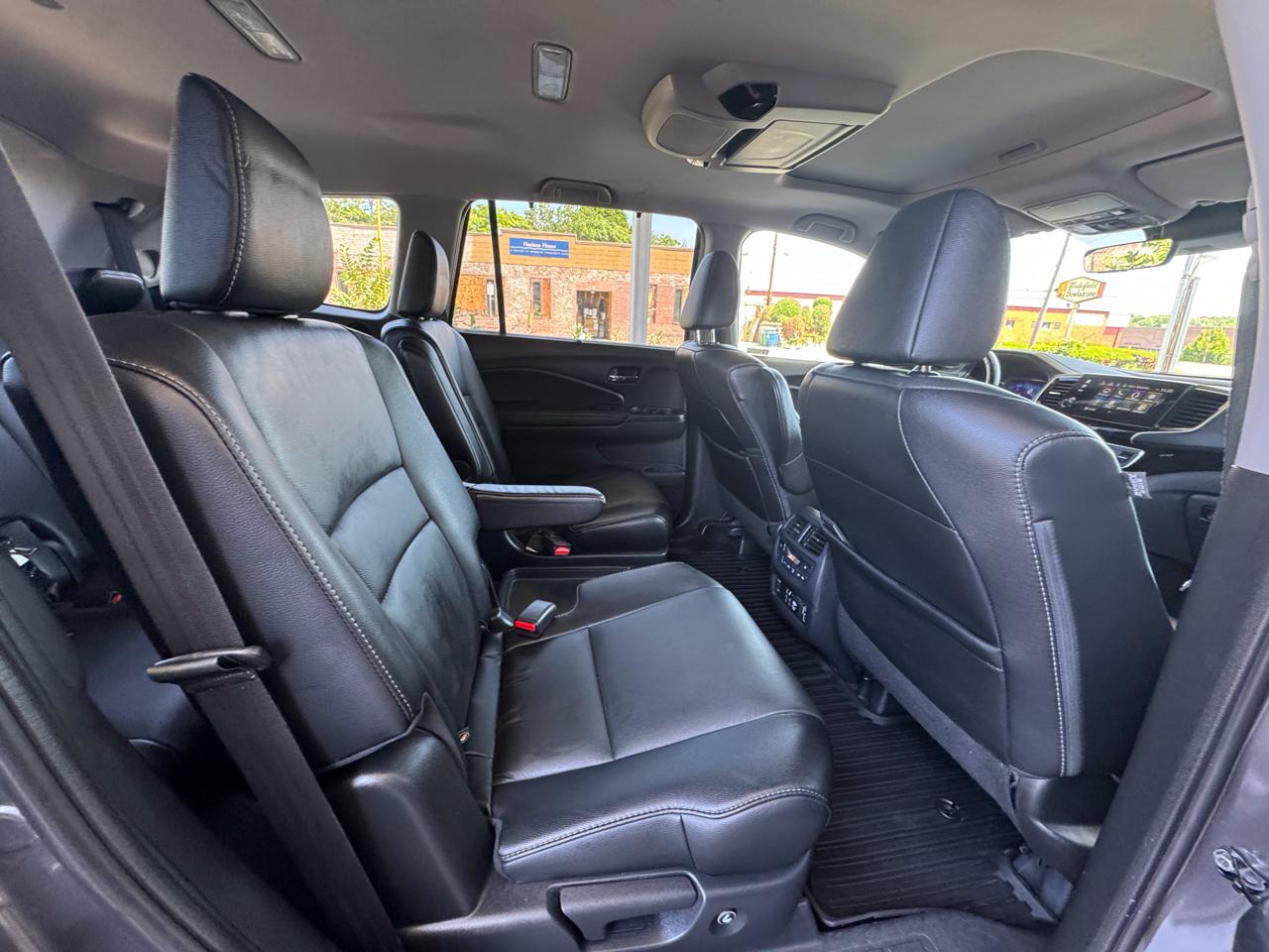 Honda Pilot Touring 7-Passenger AWD 2019
