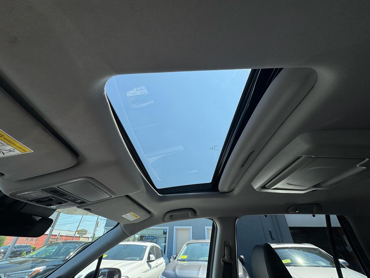 Honda Pilot Touring 7-Passenger AWD 2019