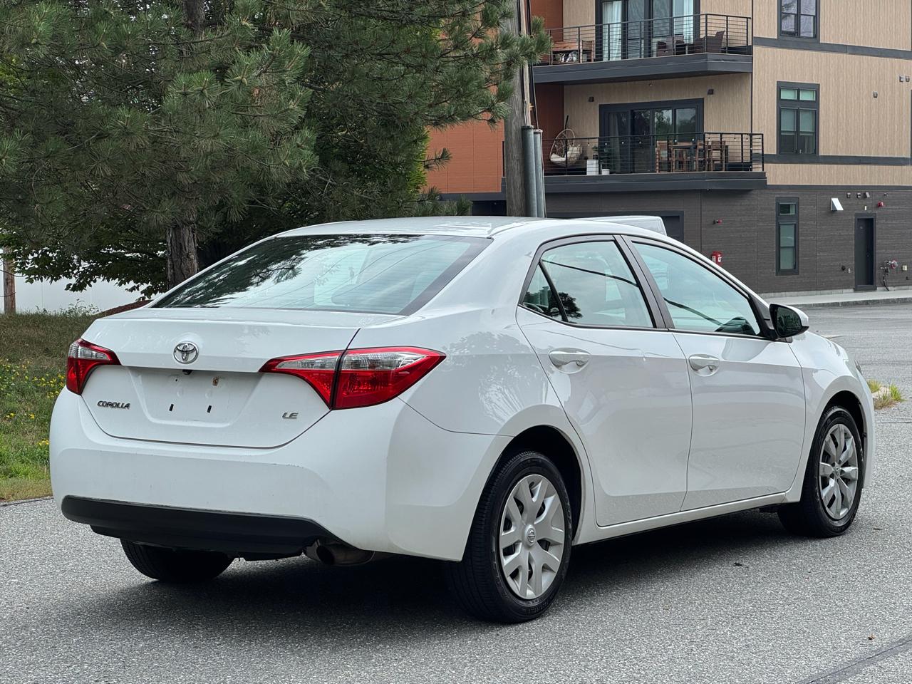 Toyota Corolla 4dr Sdn CVT LE (Natl) 2016
