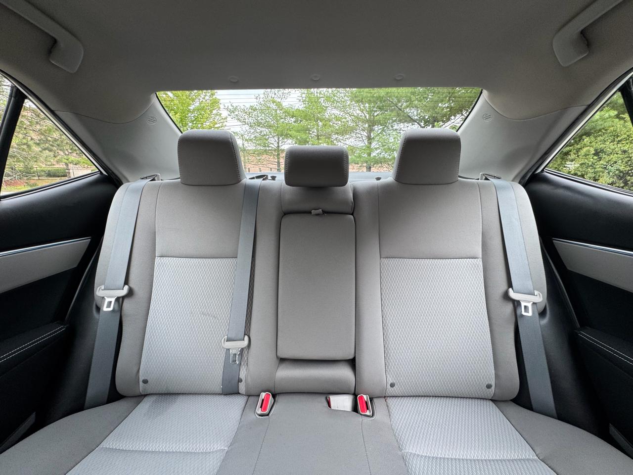 Toyota Corolla 4dr Sdn CVT LE (Natl) 2016
