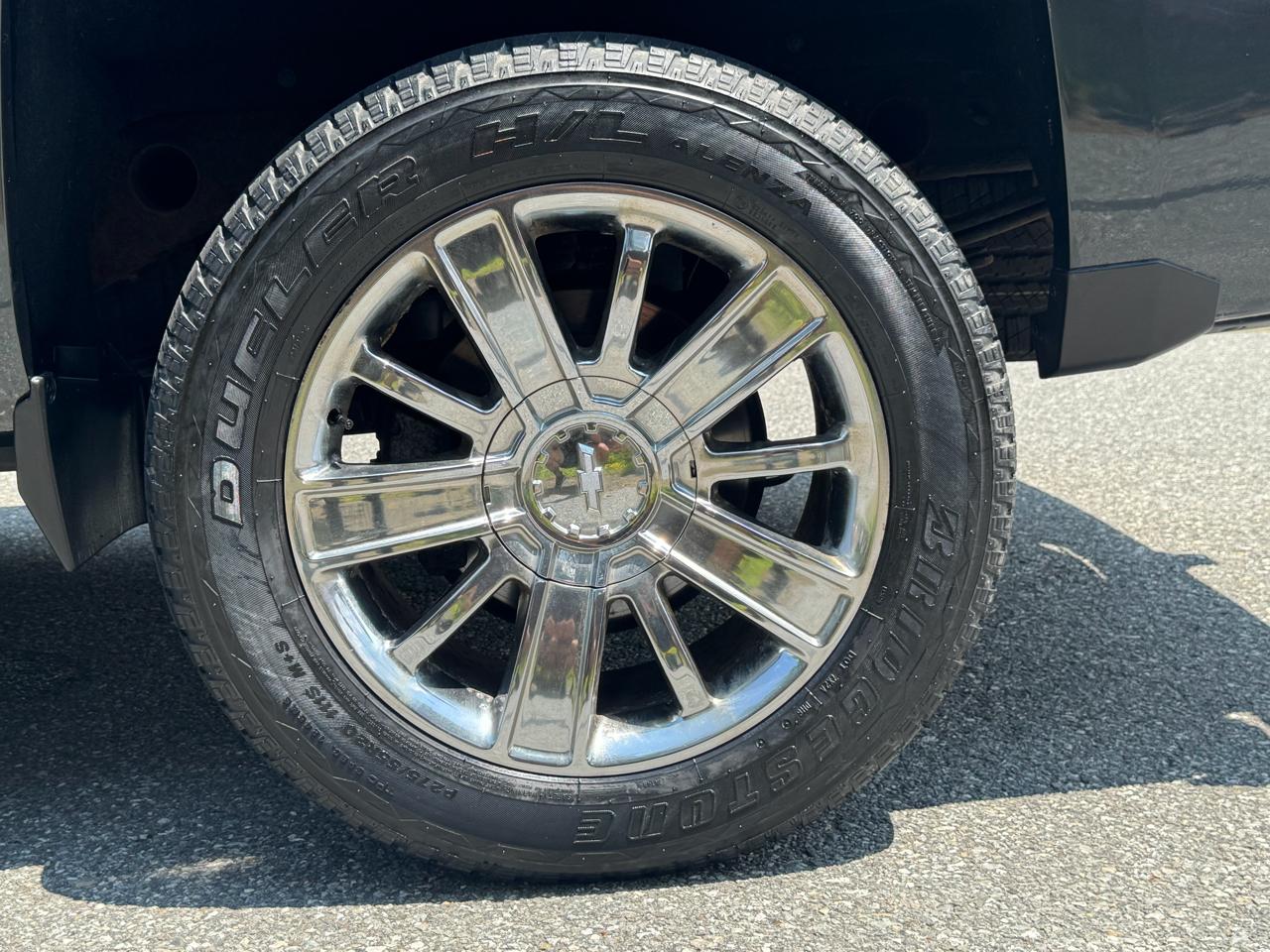 Chevrolet Silverado 1500 4WD Crew Cab 143.5" High Country 2017
