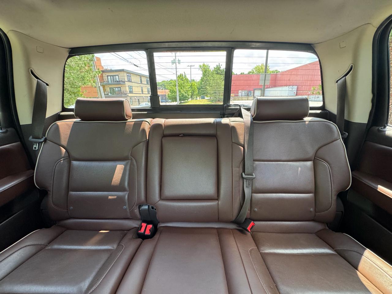 Chevrolet Silverado 1500 4WD Crew Cab 143.5" High Country 2017