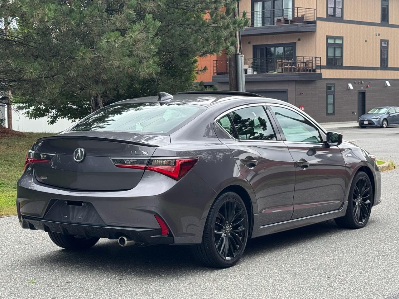 Acura ILX Sedan w/Premium/A-Spec Package 2021