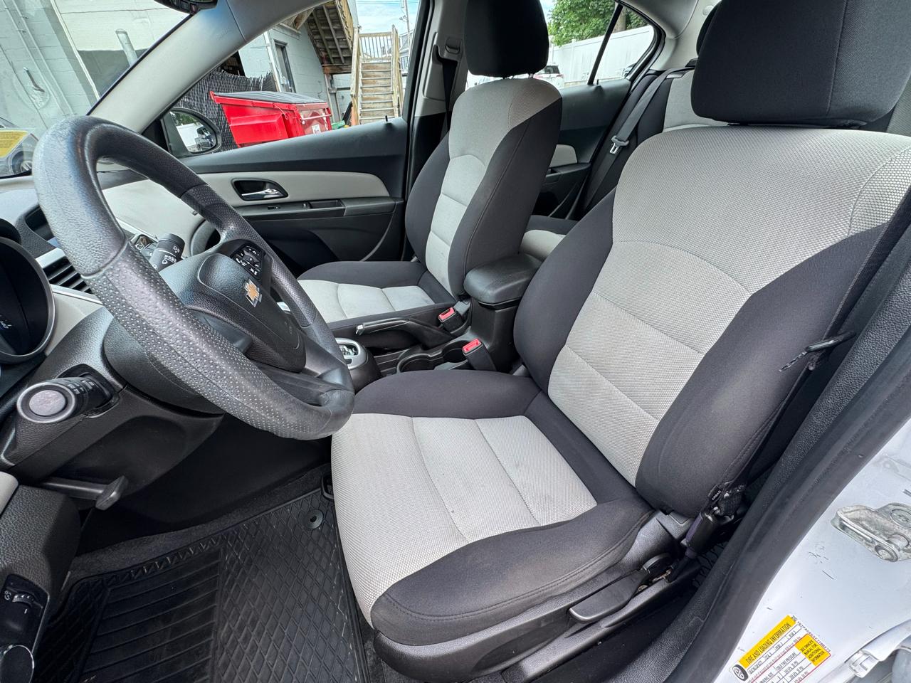Chevrolet Cruze 4dr Sdn Auto LS 2015