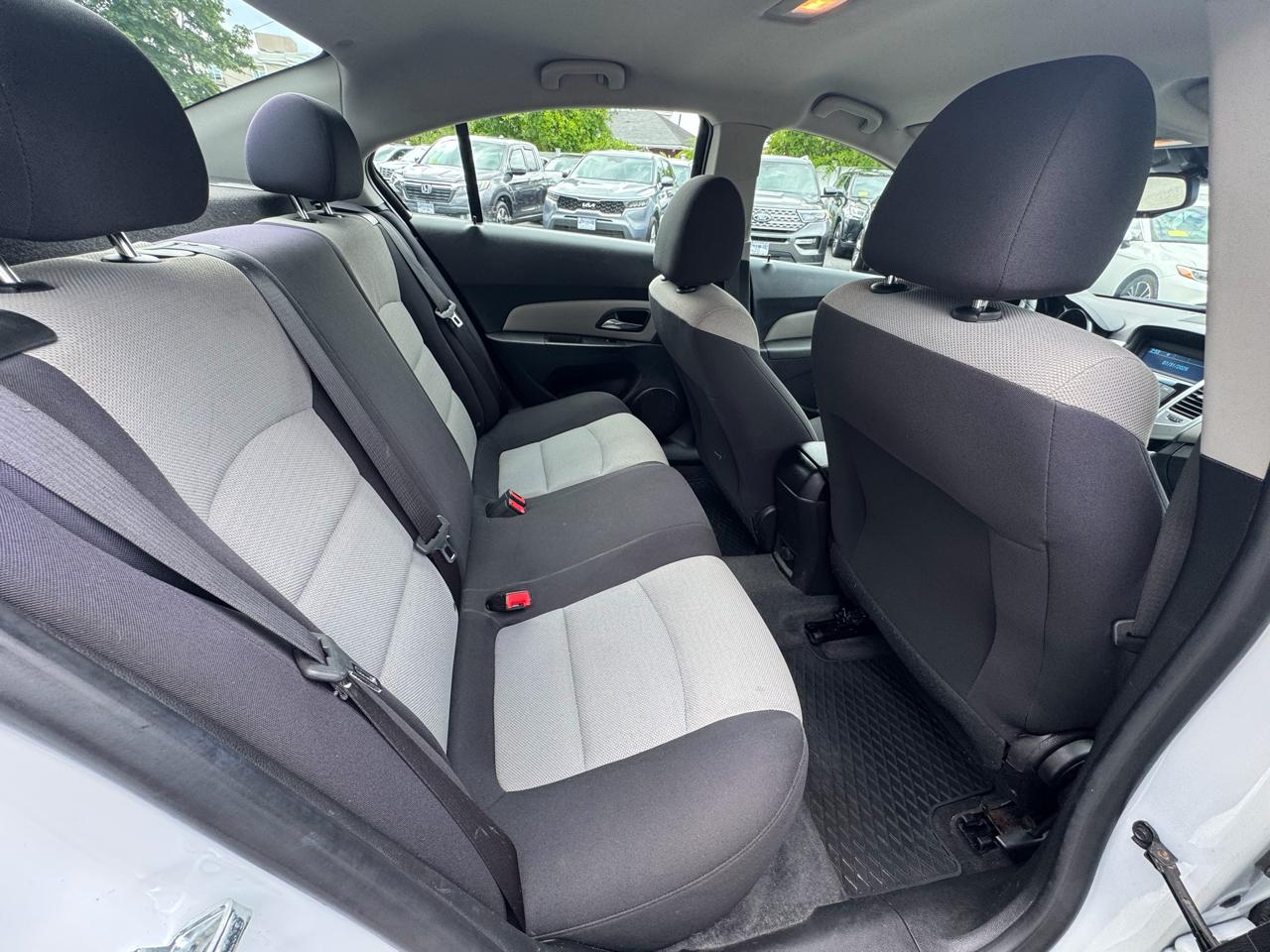 Chevrolet Cruze 4dr Sdn Auto LS 2015