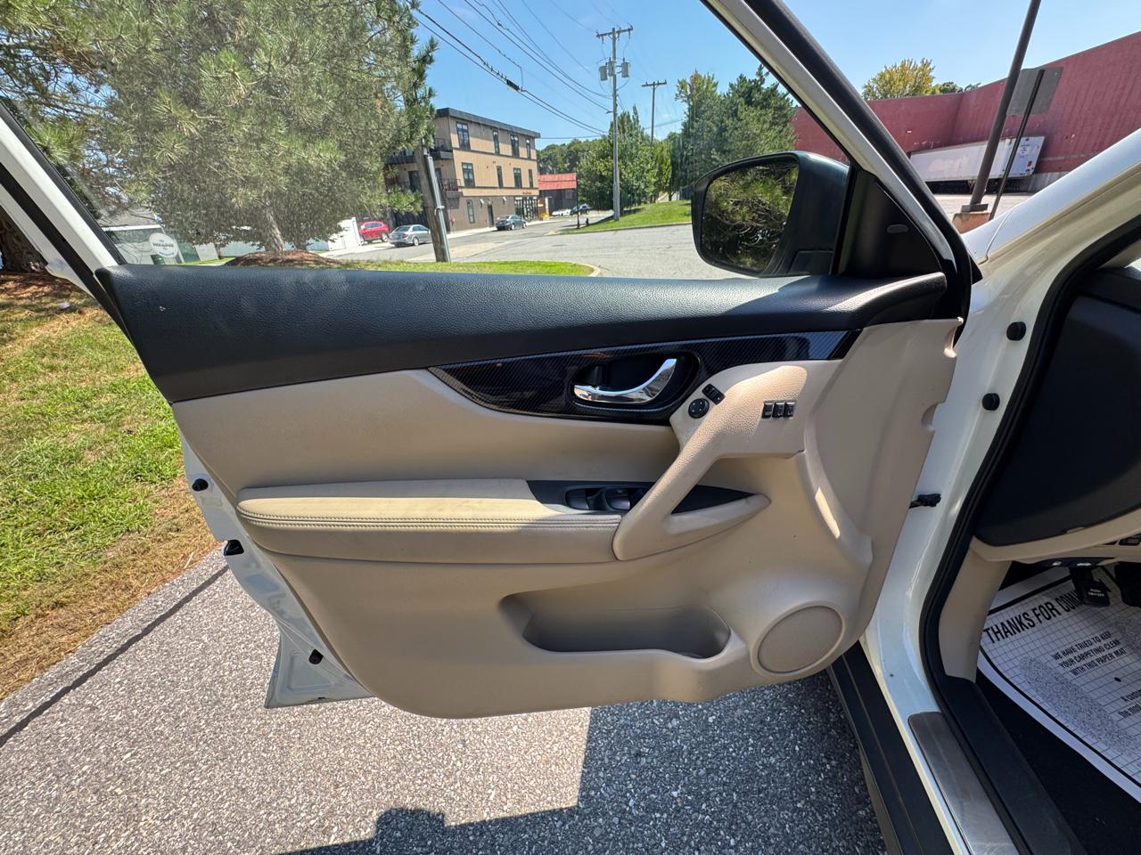 Nissan Rogue  2017
