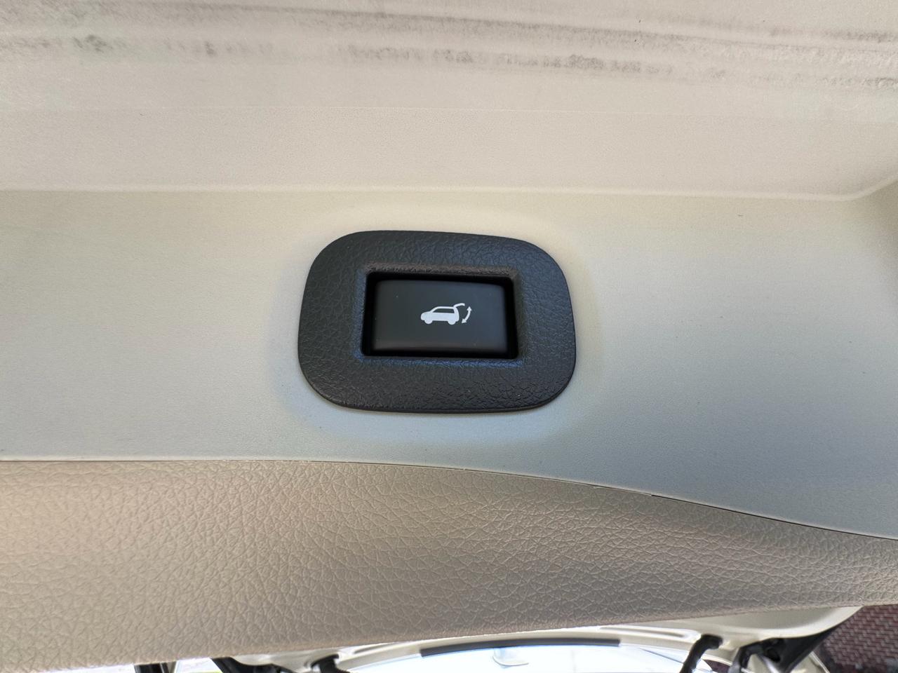 Nissan Rogue  2017