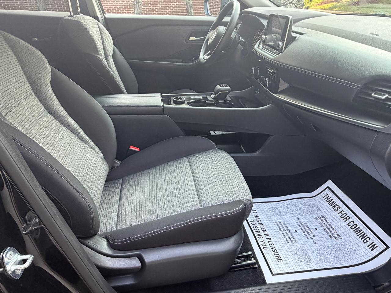 Nissan Rogue AWD SV 2021