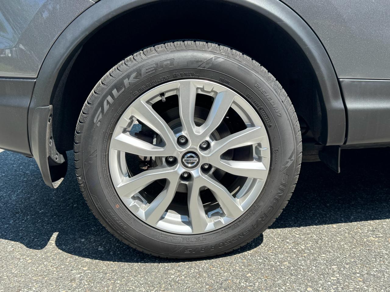 Nissan Rogue Sport FWD SV 2022