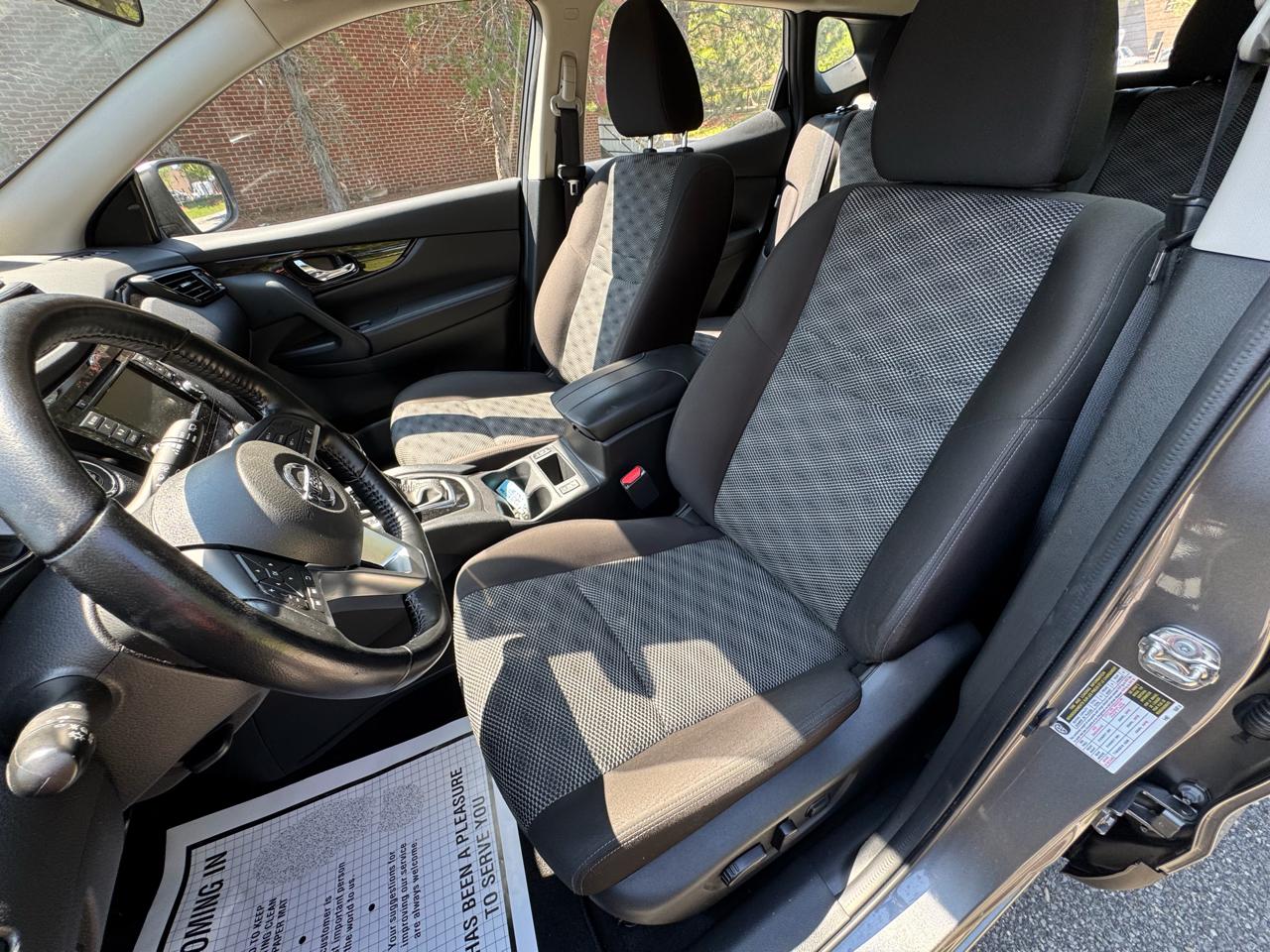 Nissan Rogue Sport FWD SV 2022