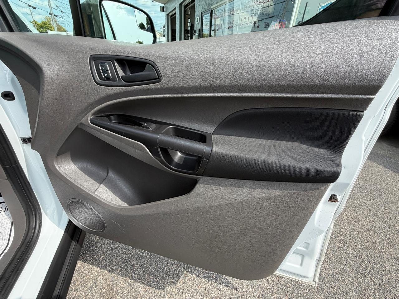 Ford Transit Connect Van XL LWB w/Rear Symmetrical Doors 2022