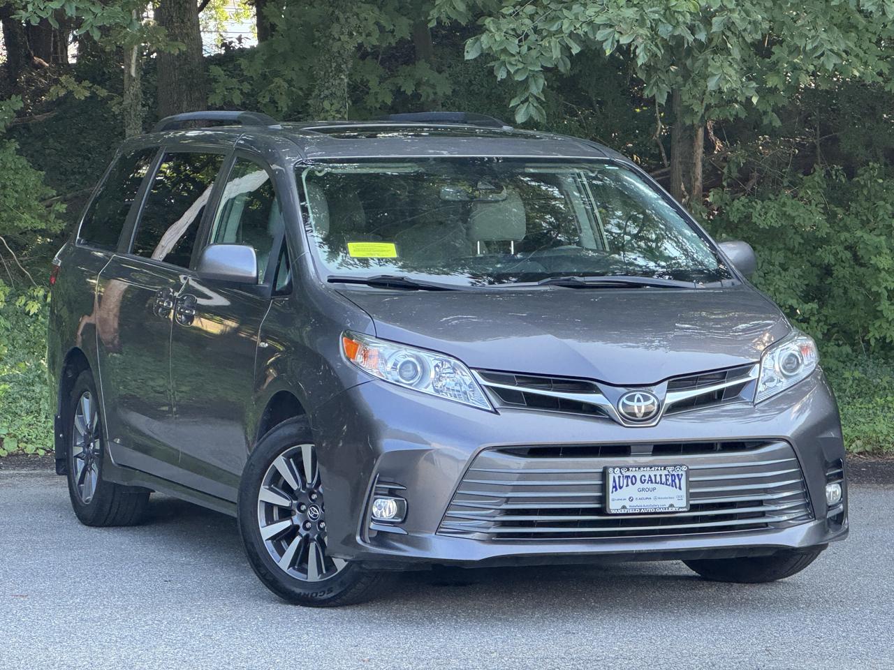 Toyota Sienna  2018
