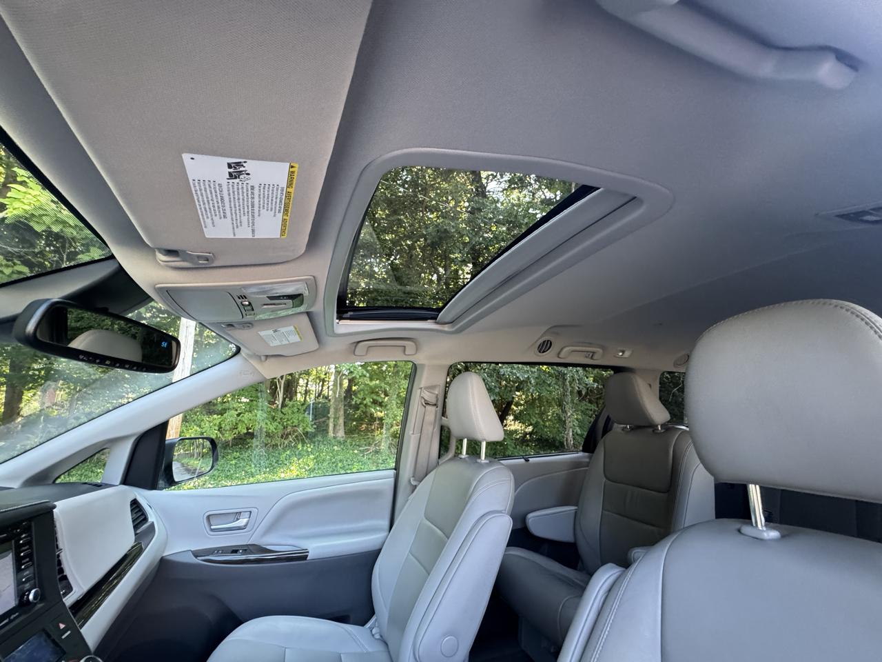 Toyota Sienna  2018