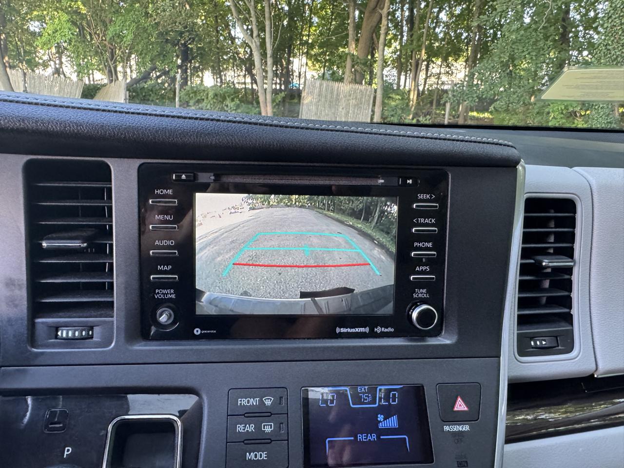 Toyota Sienna  2018