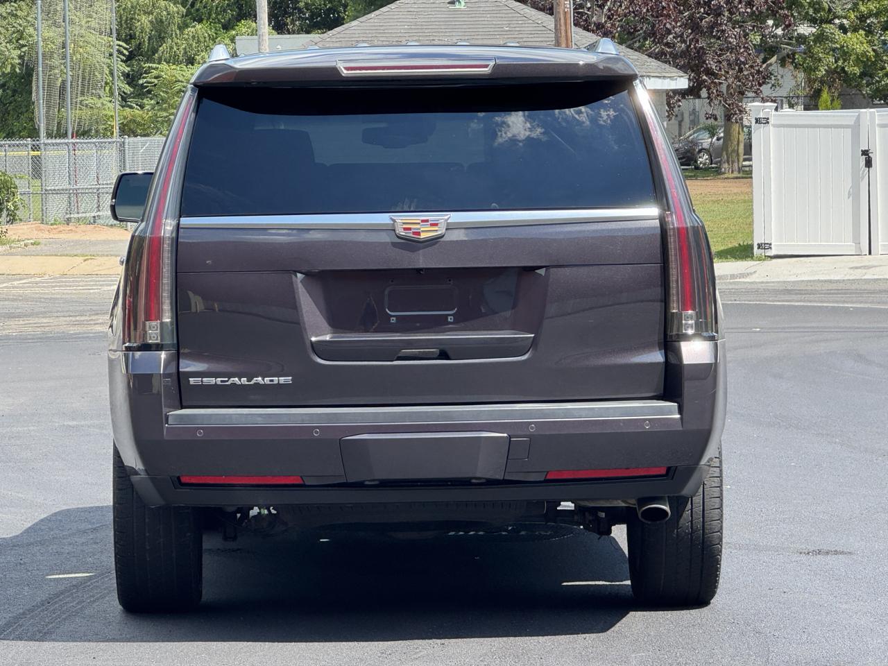 Cadillac Escalade  2015