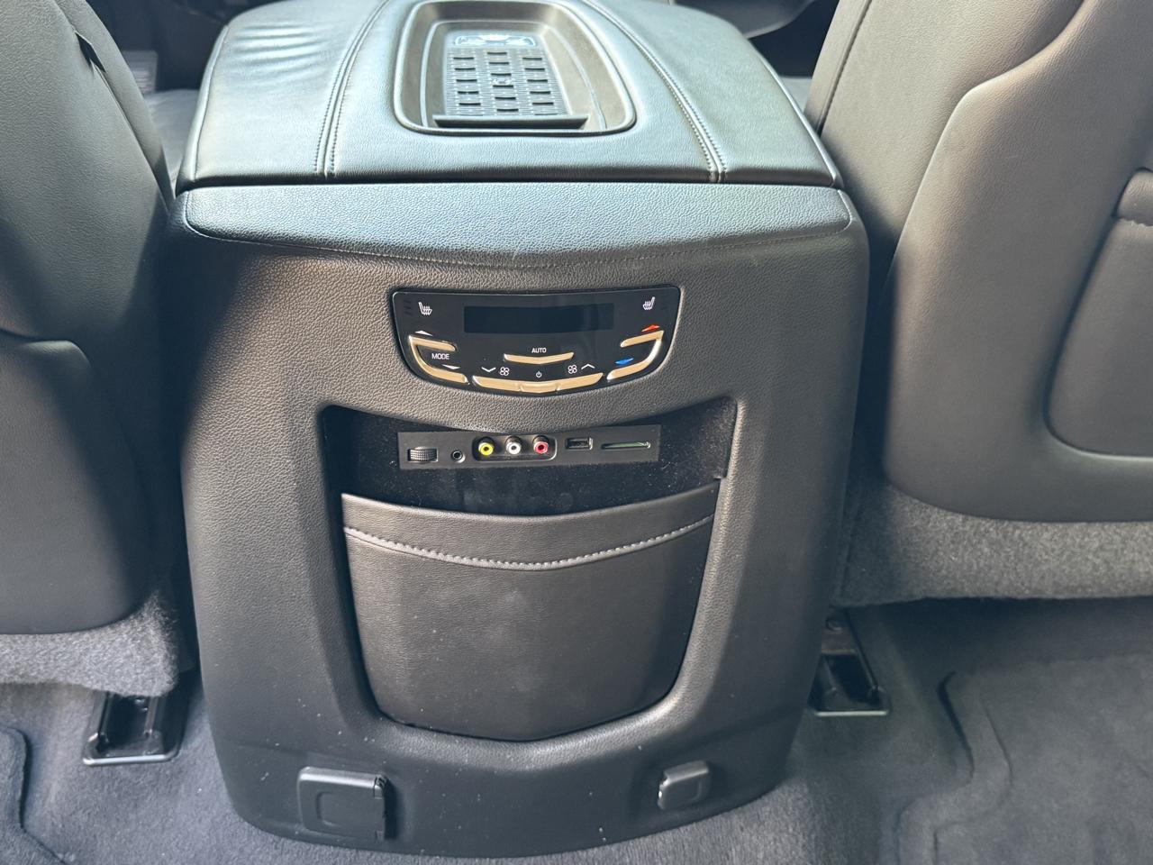 Cadillac Escalade  2015