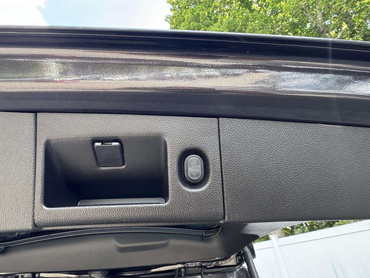Cadillac Escalade  2015