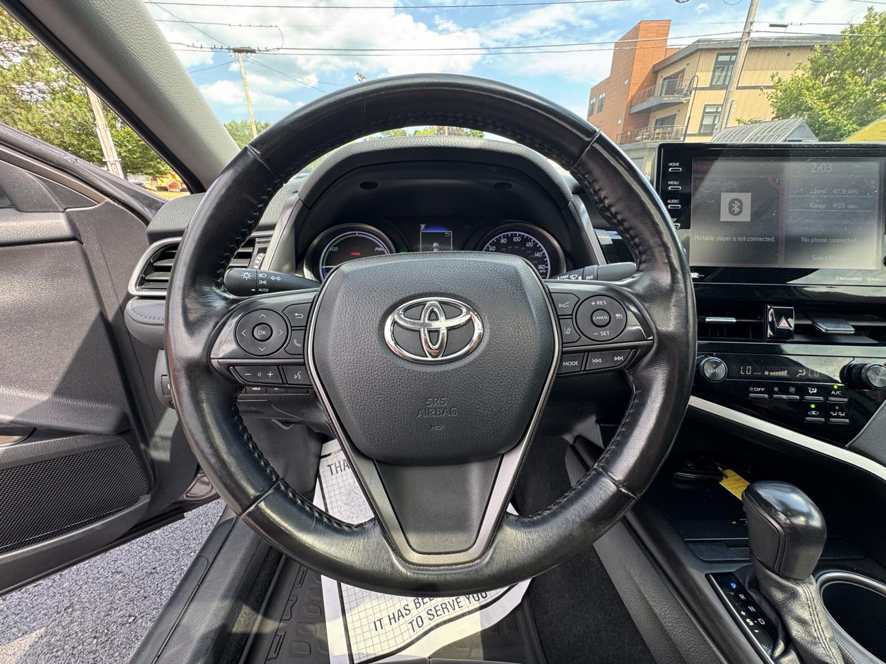 Toyota Camry Hybrid SE CVT (Natl) 2022