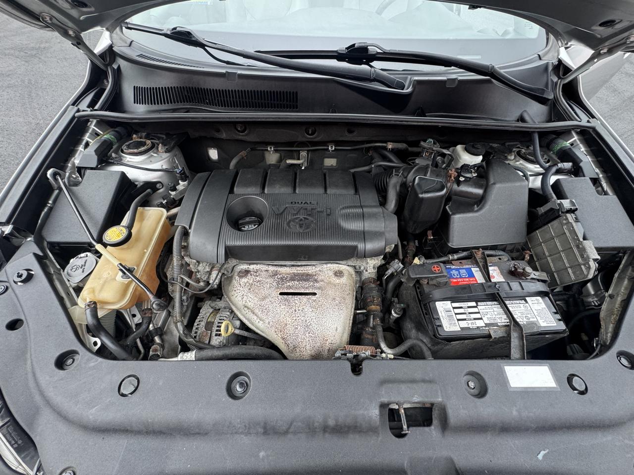 Toyota RAV4 4WD 4dr I4 Limited (Natl) 2012