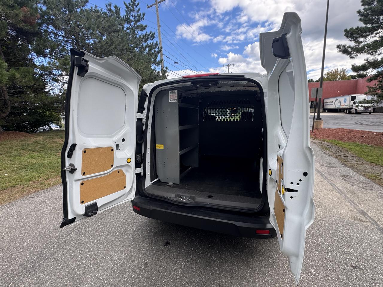 Ford Transit Connect Van XL LWB w/Rear Symmetrical Doors 2022