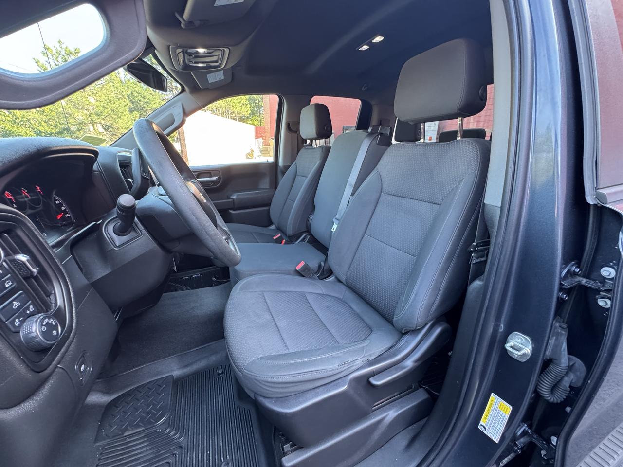 Chevrolet Silverado 1500 4WD Double Cab 147" Custom 2020