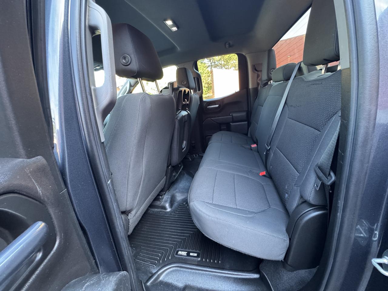 Chevrolet Silverado 1500 4WD Double Cab 147" Custom 2020