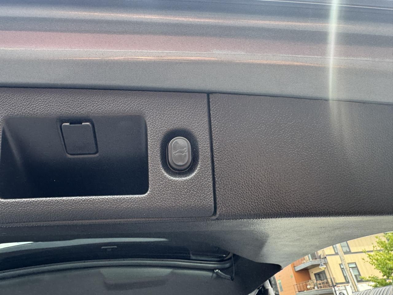 Chevrolet Tahoe  2018