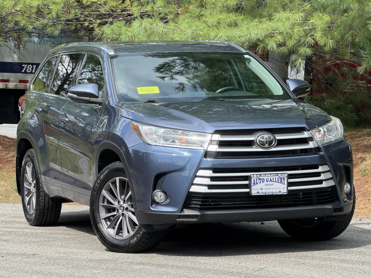 Toyota Highlander XLE V6 AWD (Natl) 2018