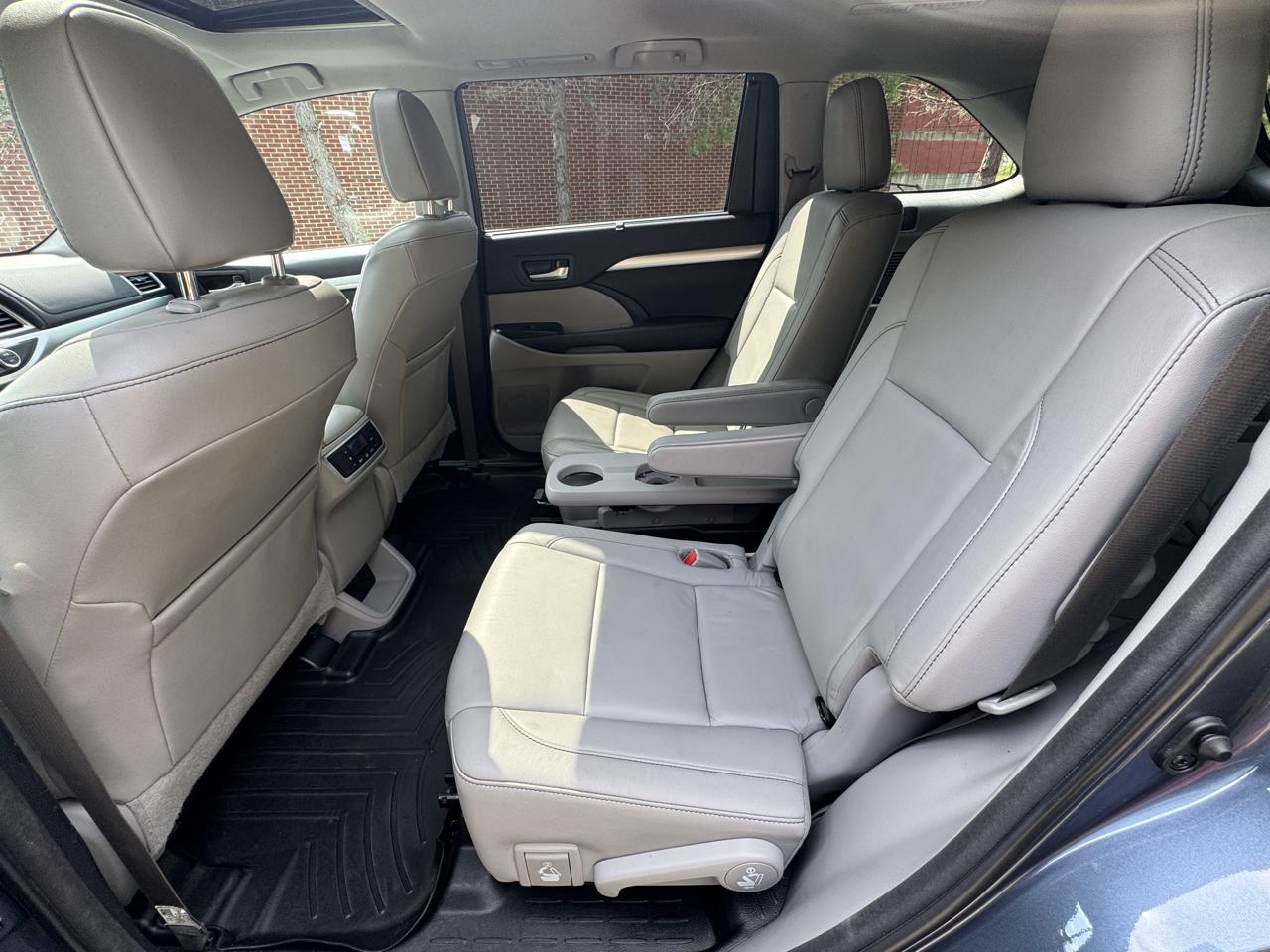 Toyota Highlander XLE V6 AWD (Natl) 2018