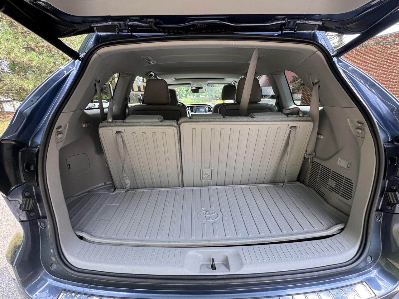 Toyota Highlander XLE V6 AWD (Natl) 2018