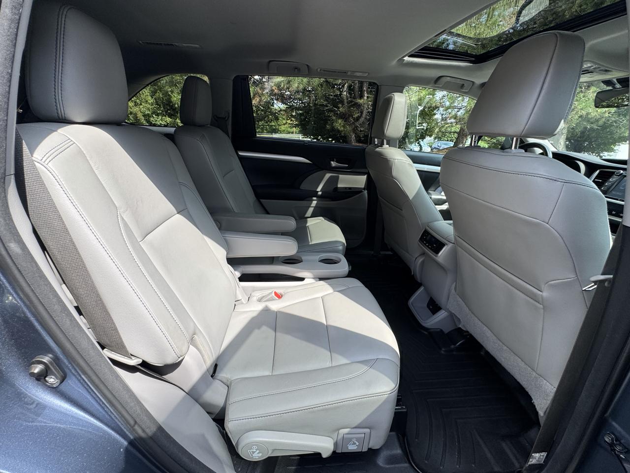 Toyota Highlander XLE V6 AWD (Natl) 2018