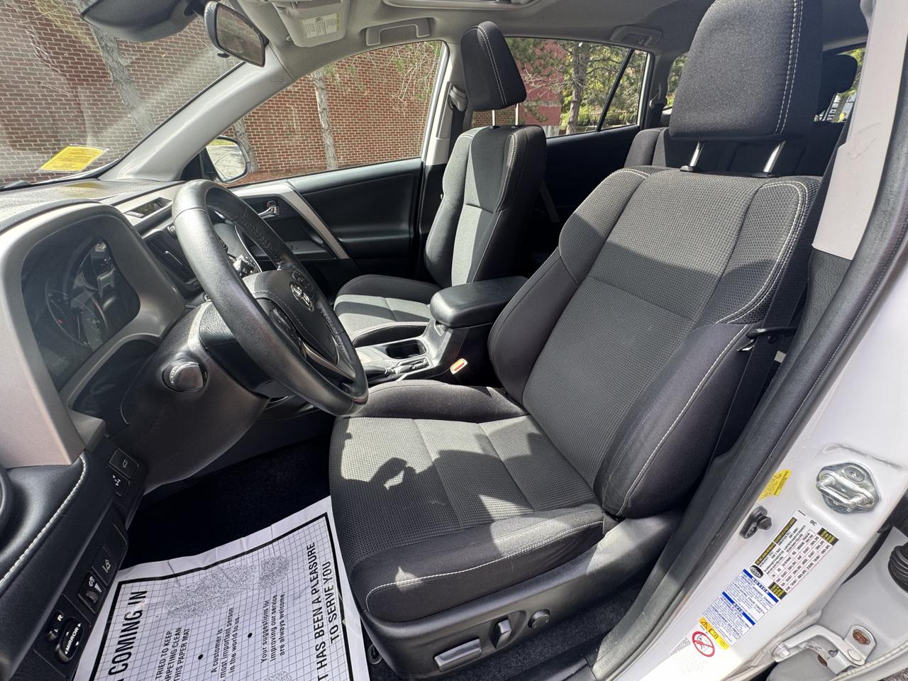 Toyota RAV4  2018