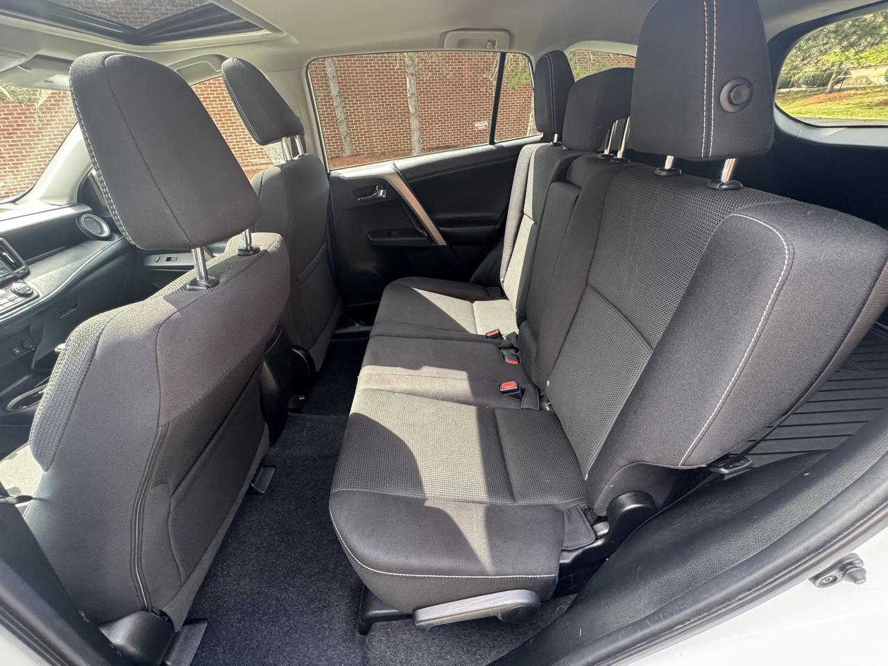 Toyota RAV4  2018