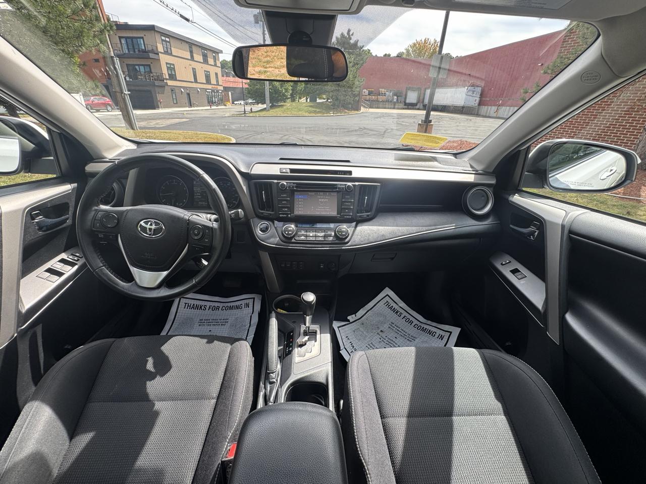 Toyota RAV4  2018