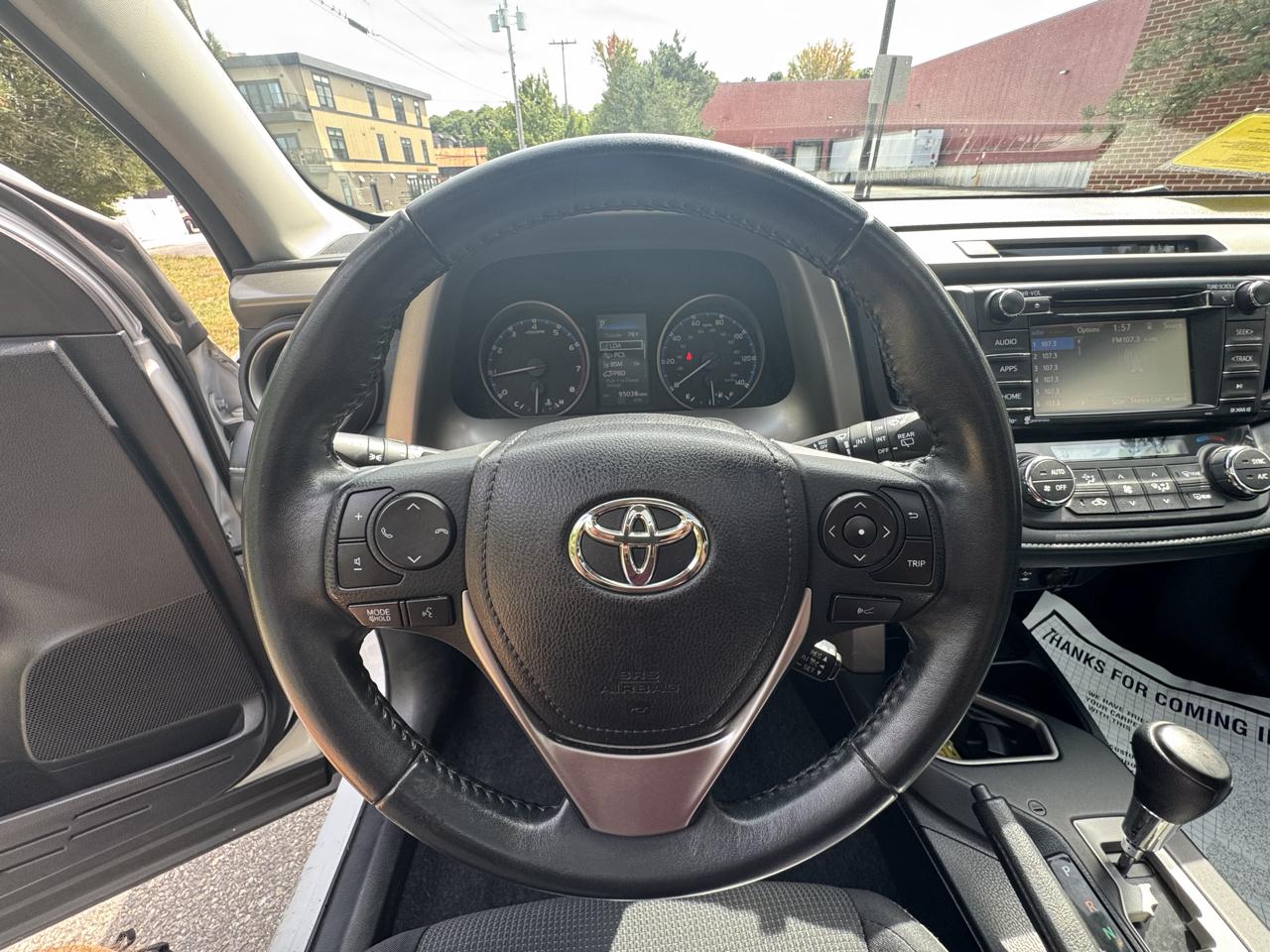 Toyota RAV4  2018