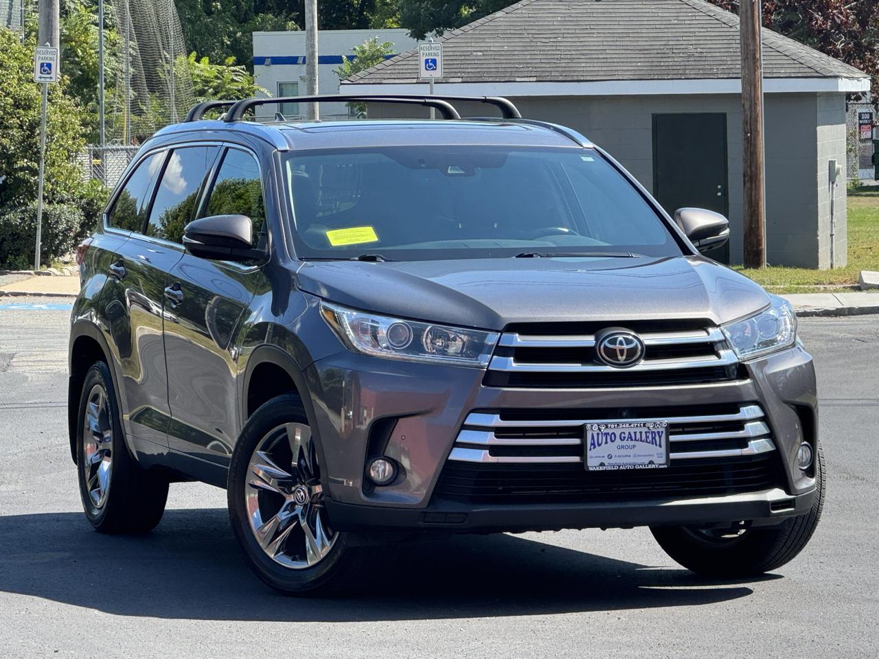 Toyota Highlander Limited Platinum V6 AWD (Natl) 2017