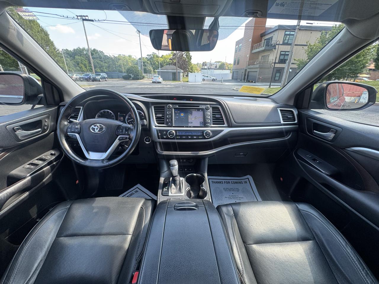 Toyota Highlander Limited Platinum V6 AWD (Natl) 2017