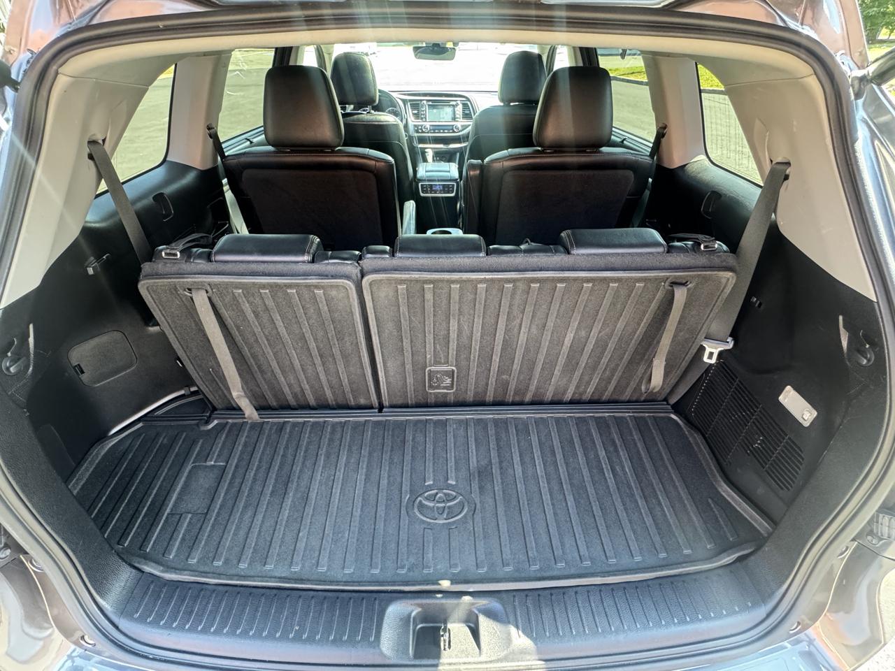 Toyota Highlander Limited Platinum V6 AWD (Natl) 2017
